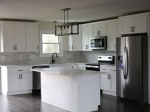 4th image of 2488 Shoup Dr