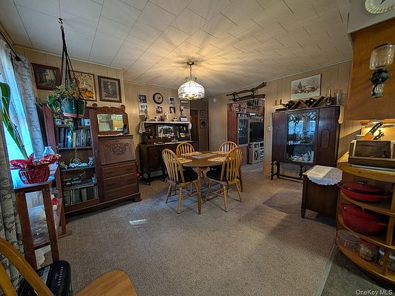 4th image of 47 Forman Road