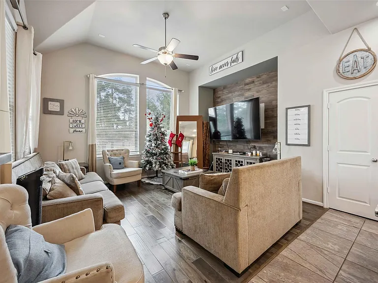 12419 Alora Bluff Trl — Photo 5