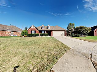 15203 E 90th Pl N, Owasso, OK 74055