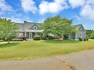 264 McKnight Rd, Senoia, GA 30276