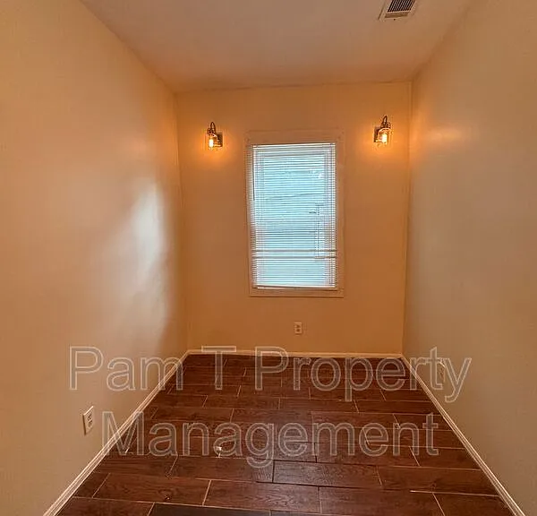 816 Ott St — Photo 7