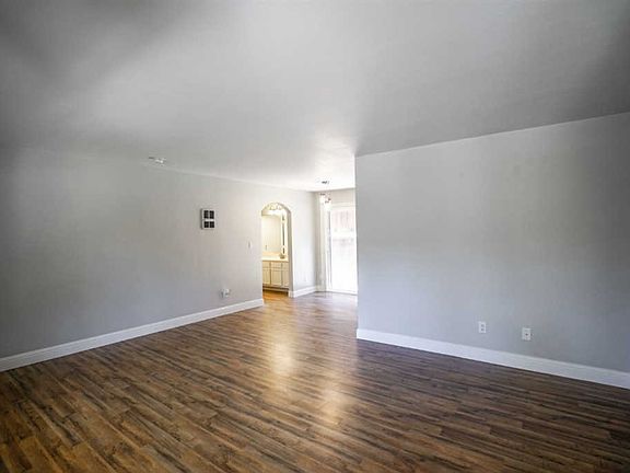 3rd image of 695 Sea Vale St Unit 505