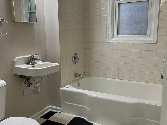 4th image of 306 N 31st Ave APT 120