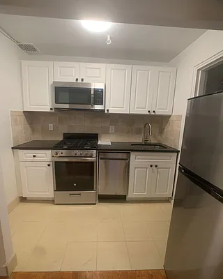 Rented by Cavanagh Properties LLC | media 6