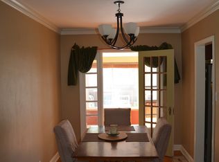 611 S Edwin St, Champaign, IL 61821