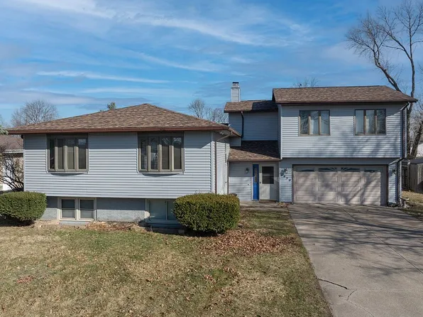 2470 Clark Ave, Marion, IA 52302