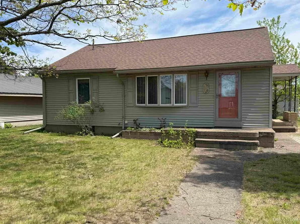 4 N Mitchell St, Gwinn, MI 49841