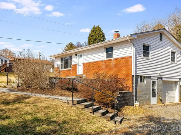 20 Ridge Cross Rd, Asheville, NC 28805