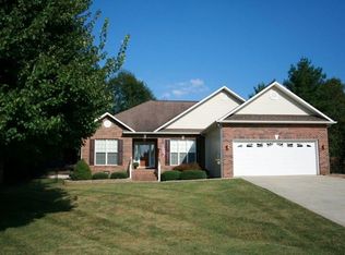 2820 25th St NE, Hickory, NC 28601