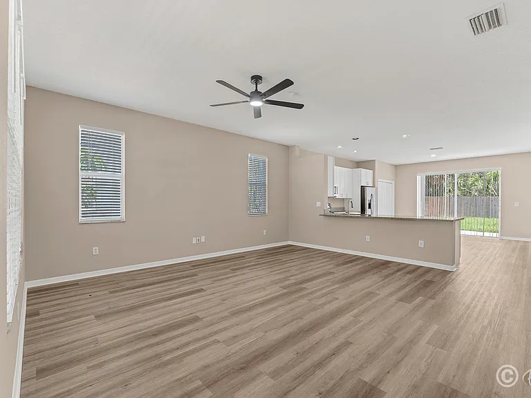 12737 Bramfield Dr — Photo 2