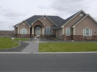 7496 Dune Lake Rd SE, Moses Lake, WA 98837