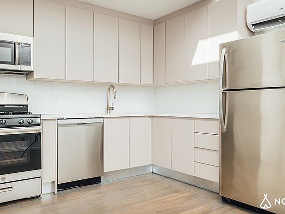 2nd image of 594 Bushwick Ave APT 506