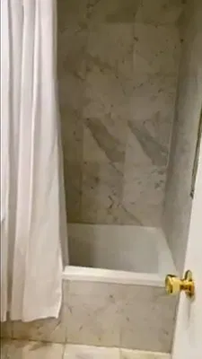 Bathroom, photo 1