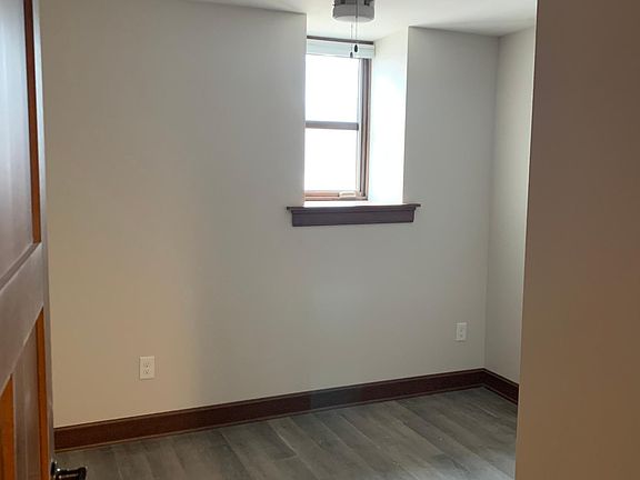 3rd image of 1407 13th St S #4