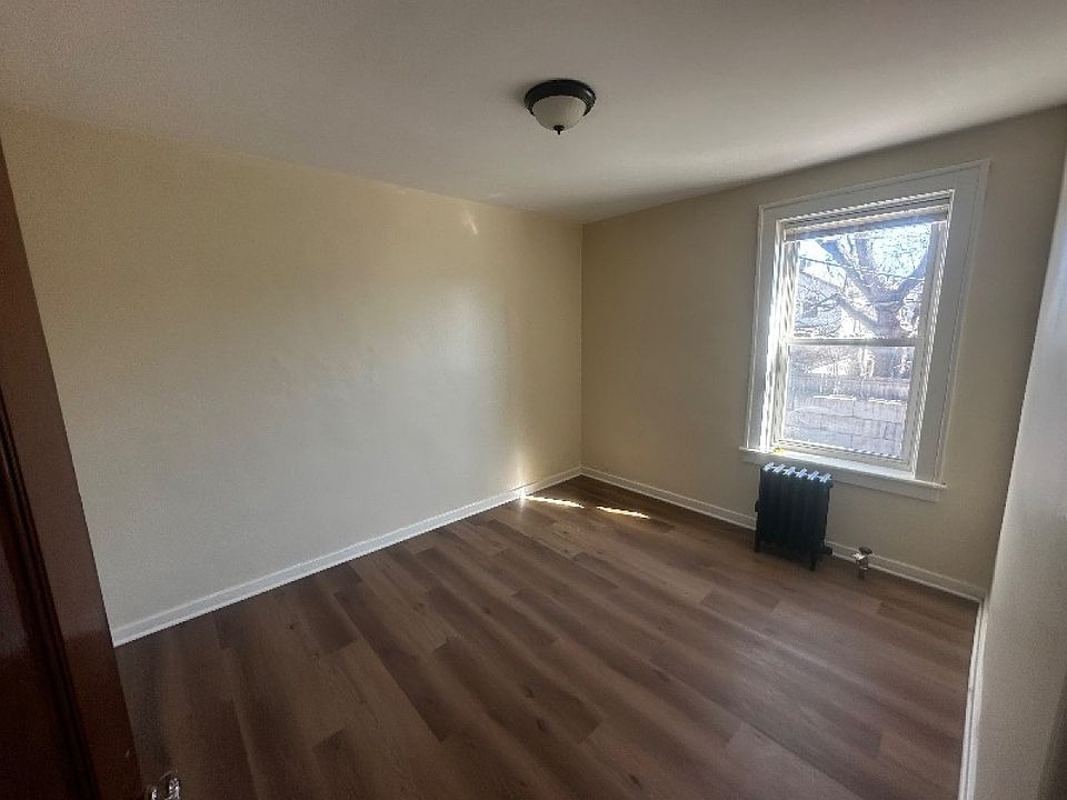 1st image of 1034 Kenmore Ave APT 8