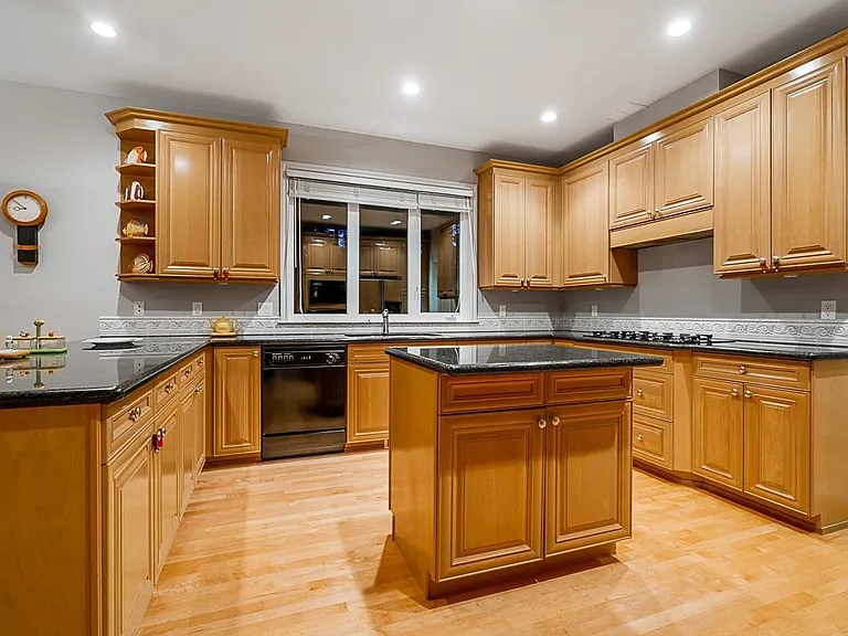 4751 Headland Dr — Photo 6