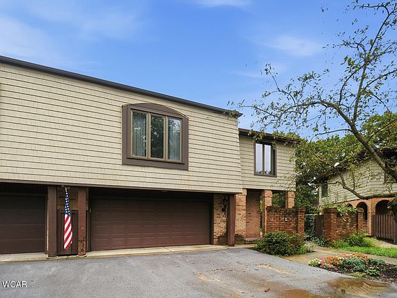 4th image of 6 Mews Rd #A
