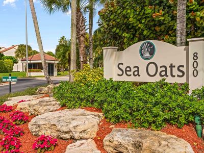 402-B Sea Oats B Drive #402, North Palm Beach, FL, 33408
