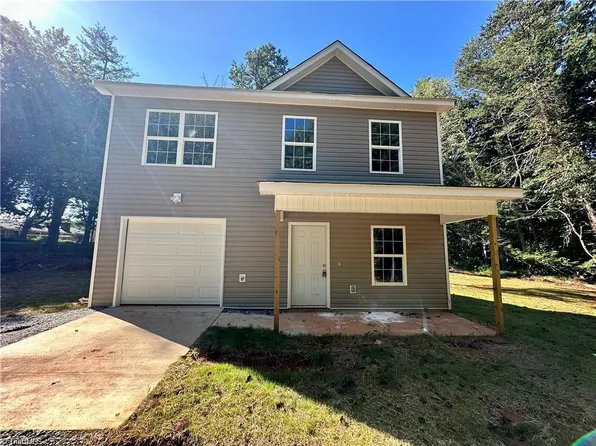 7631 Brisbane Dr, Summerfield, NC 27358