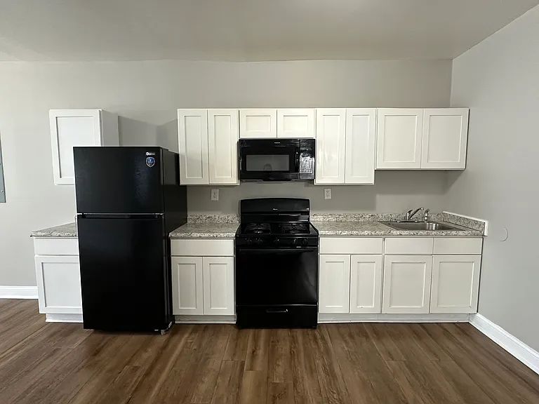 151 Saltonstall Ave #2B — Photo 2