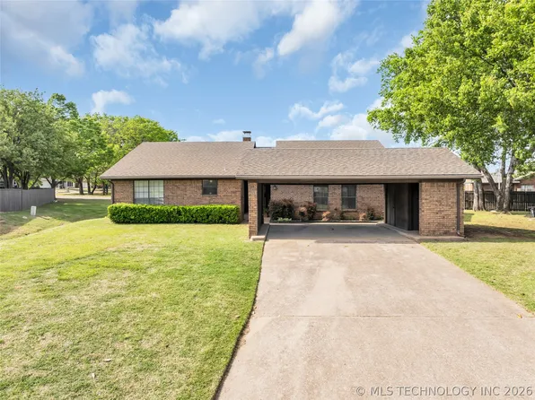 35 Overland Rte, Ardmore, OK 73401