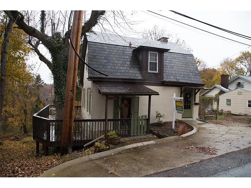 3274 Sylvan Rd photo 1