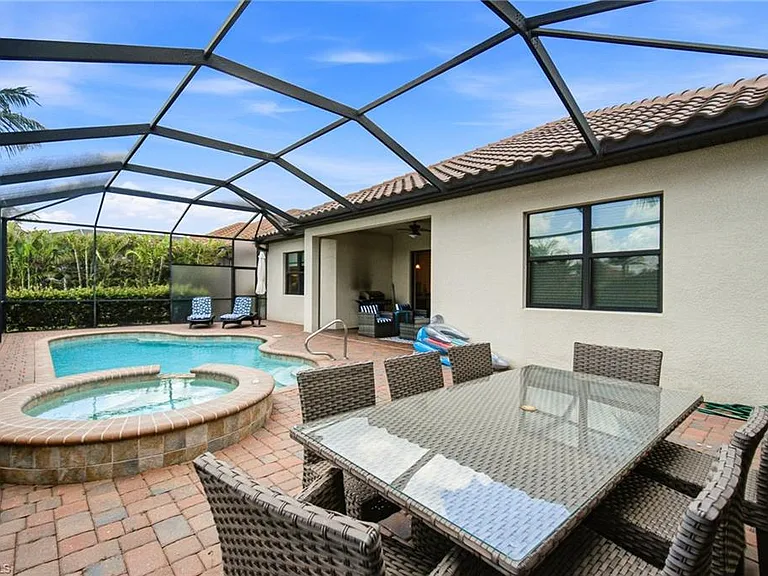 28086 Kerry Ct — Photo 36