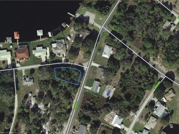 1087 Lake Carrie Dr, Lake Placid, FL 33852