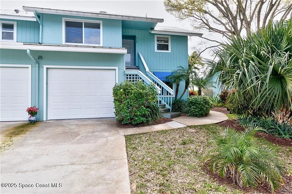 2 bed, 2.0 bath, 1502 sqft, $2,100 — Photo 1