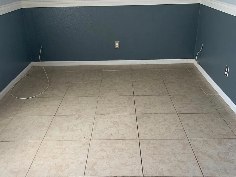 7134 W Becker Ln — Photo 17