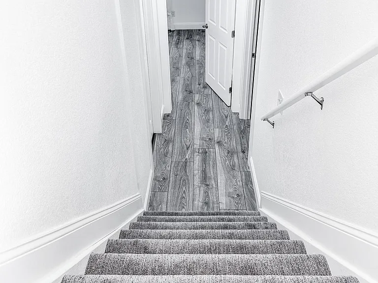 9806 Foxhill Cir — Photo 16