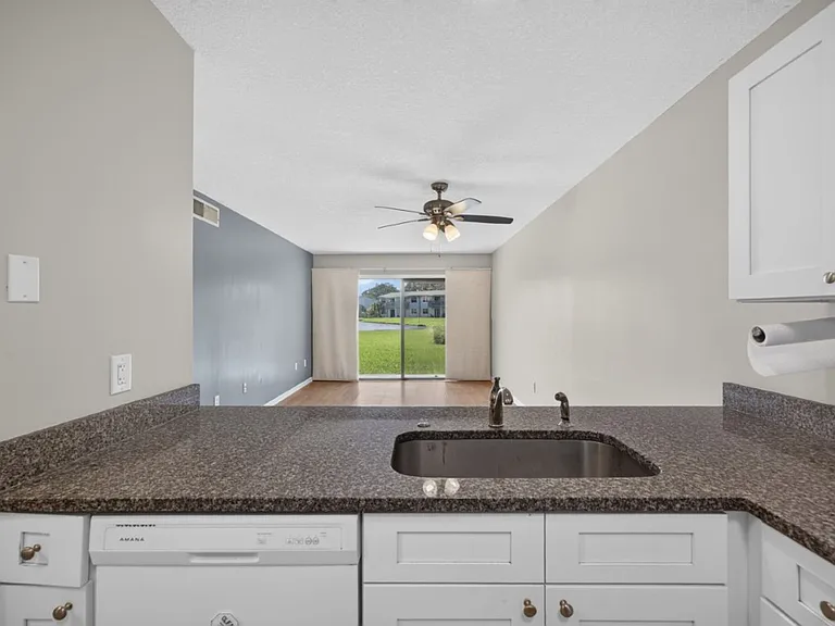 700 W Pope Rd #H61 — Photo 13