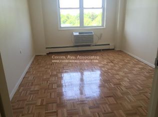 185 Freeman St APT 747, Brookline, MA 02446