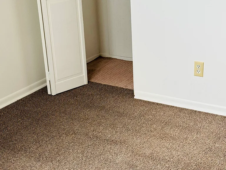 5680 George St #3 — Photo 3