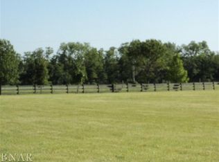 5133 Silverado Ln, Clinton, IL 61727