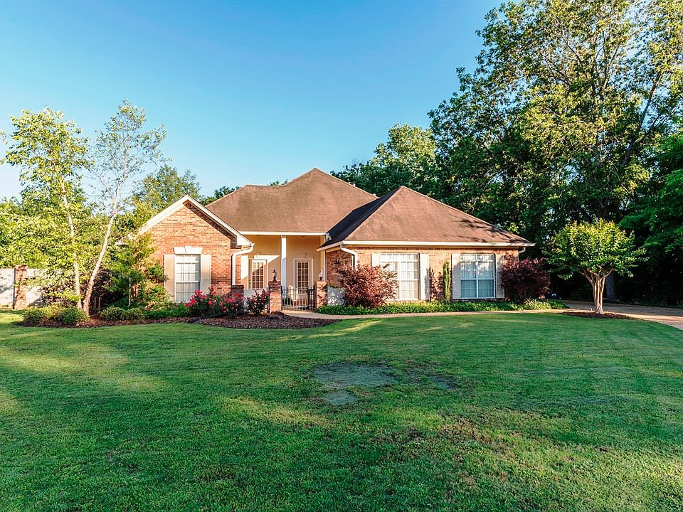 1st image of 107 S Rosebud Ln