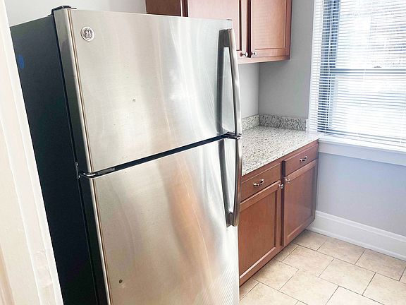 5th image of 3654 Middleton Ave APT 3