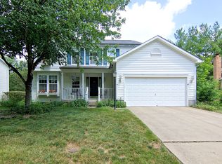 10048 Fox Chase Dr, Loveland, OH 45140