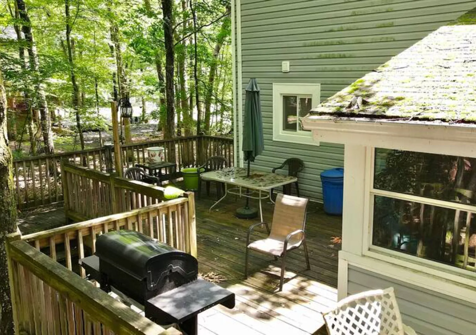 Private Retreat in Gated Community — Photo 3