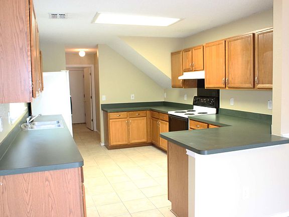3rd image of 6617 Oldgate Ln