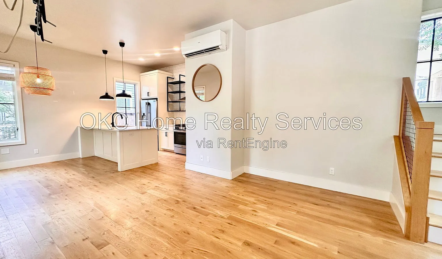 2 bed, 1.5 bath, 1252 sqft, $2,750 — Photo 3