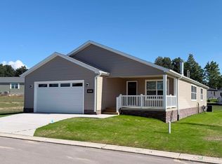 2148 Alta Vista Dr, Traverse City, MI 49686