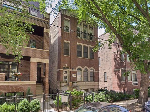 2440 N Southport Ave #3