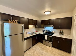 2416 Fiedler Ln APT 4, Madison, WI 53713