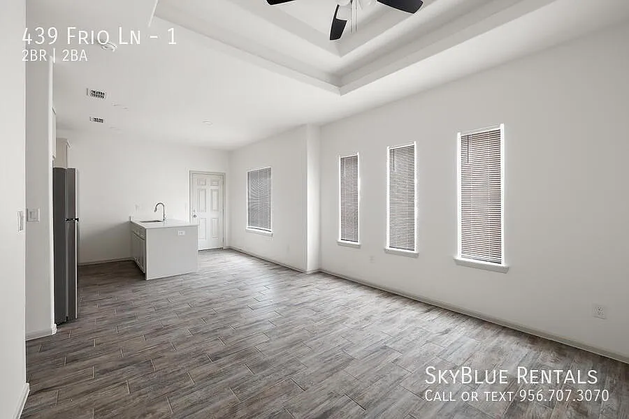 "Charming 2-Bed, 2-Bath Alamo Apartment with Elegant Granite Countertops!" — Photo 3