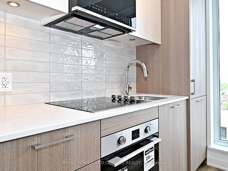 10 Oak St #1510 — Photo 20