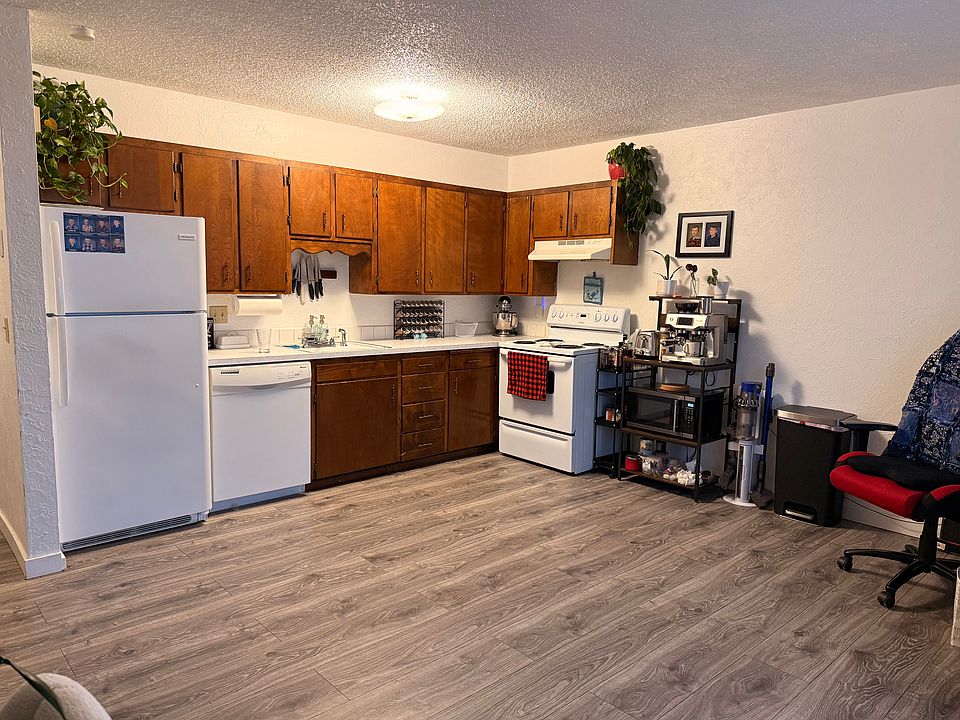 A one-bedroom apartment rarely becomes available. Schedule your tour today.
