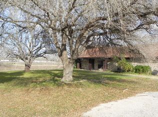 2035 S State Highway 80, Luling, TX 78648