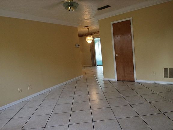3rd image of 7430 Jade Dr N